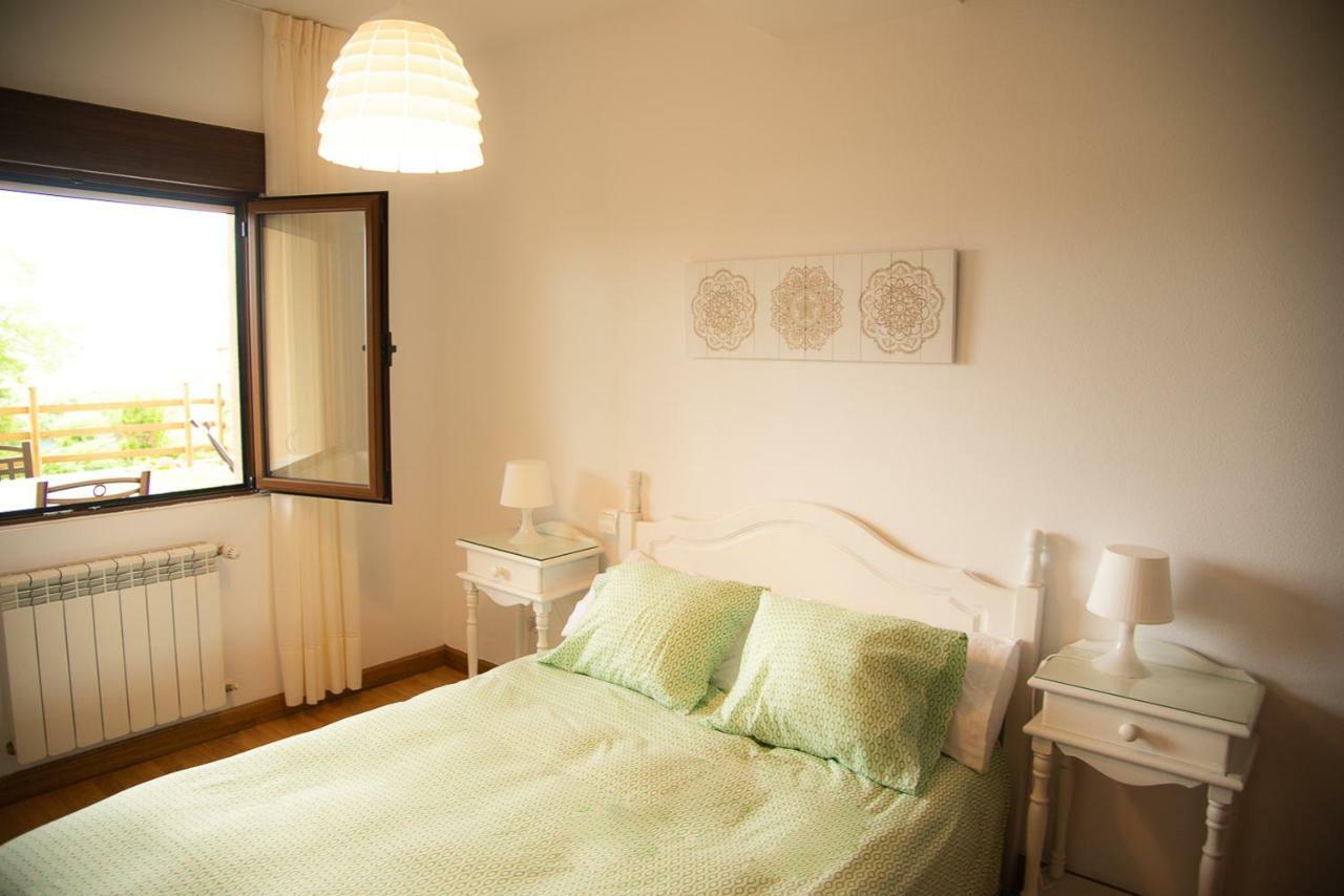 Casa De Las Flores - Apartamento Con Jardin Privado Frente A La Playa De كوميلاس المظهر الخارجي الصورة