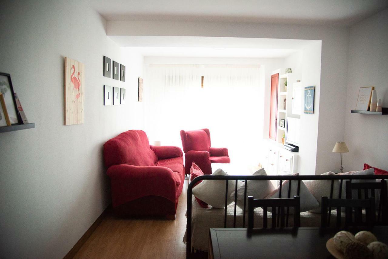 Casa De Las Flores - Apartamento Con Jardin Privado Frente A La Playa De كوميلاس المظهر الخارجي الصورة